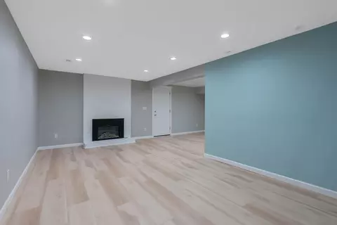 Living - 12511 E 19th Ave, Spokane Valley, WA 99216 photo 7 of 9