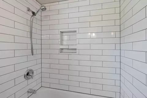 Bath - 12511 E 19th Ave, Spokane Valley, WA 99216 photo 5 of 5
