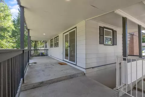 Exterior - 12511 E 19th Ave, Spokane Valley, WA 99216 photo 4 of 8