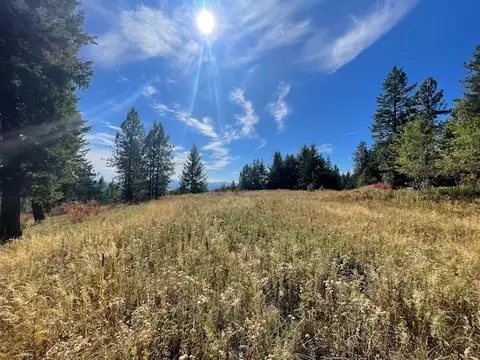 745 Apt D Dry Gulch Rd, Colville, WA 99114