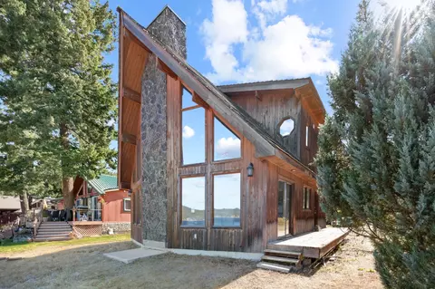 4189 Southwood Shores Rd, Loon Lake, WA 99148