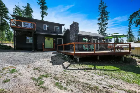 182 Fir Ln, Newport, WA 99156