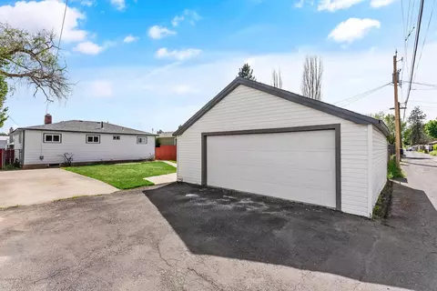 2005 E Dalke Ave, Spokane, WA 99208 photo 3