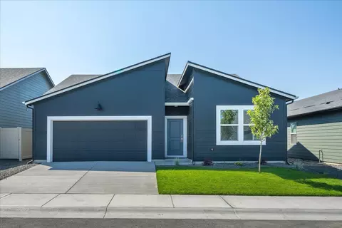 527 E K St, Deer Park, WA 99006