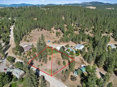 922 E Bridges Rd # X, Elk, WA 99009