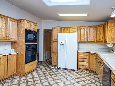 1213 E Lyons Ave #5-B, Spokane, WA 99208 photo 8