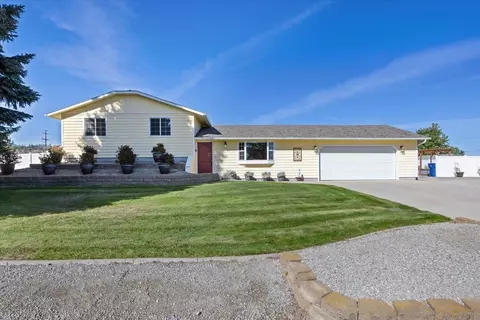 24921 E Rosewood Ave, Newman Lake, WA 99025