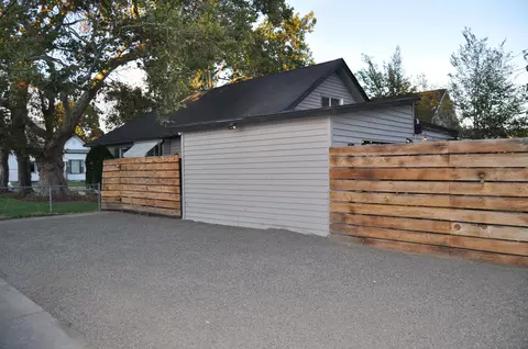 Exterior - 804 E Hoffman Ave, Spokane, WA 99207 photo 2 of 3