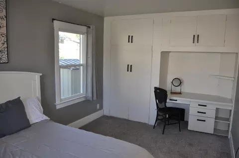 Bedroom - 804 E Hoffman Ave, Spokane, WA 99207 photo 1 of 5