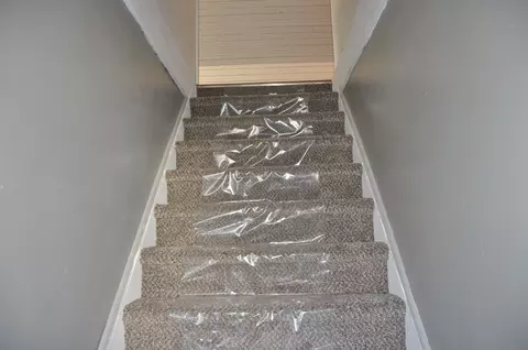 Entry Way - 804 E Hoffman Ave, Spokane, WA 99207 photo 3 of 5