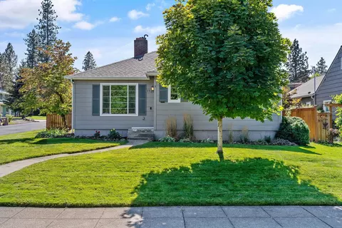 1128 E 28th Ave, Spokane, WA 99203 photo 2