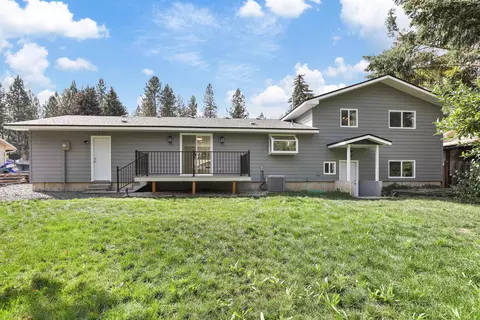 Exterior - 616 E Roundtable Cir, Spokane, WA 99218 photo 5 of 6