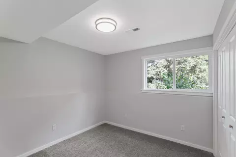 Bedroom - 616 E Roundtable Cir, Spokane, WA 99218 photo 4 of 4