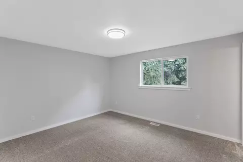 Bedroom - 616 E Roundtable Cir, Spokane, WA 99218 photo 1 of 4