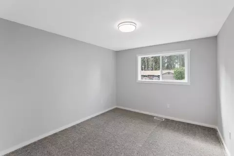 Bedroom - 616 E Roundtable Cir, Spokane, WA 99218 photo 2 of 4