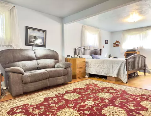 Bedroom - 11215 E 19th Ave, Spokane Valley, WA 99206 photo 4 of 6