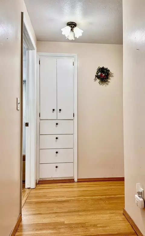 Entry Way - 11215 E 19th Ave, Spokane Valley, WA 99206 photo 4 of 4