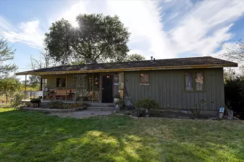 3012 S Fancher Rd, Spokane, WA 99223
