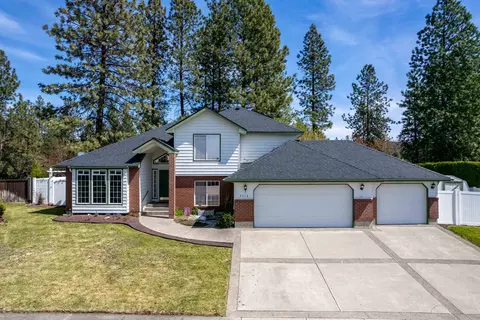 8316 N Forest Ct, Spokane, WA 99208