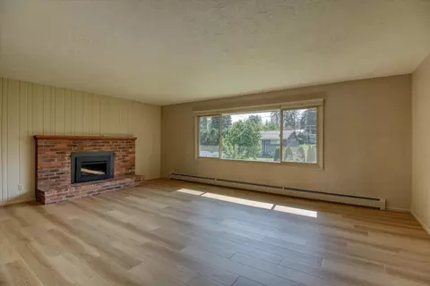 1922 E 35th Ave, Spokane, WA 99203 photo 4