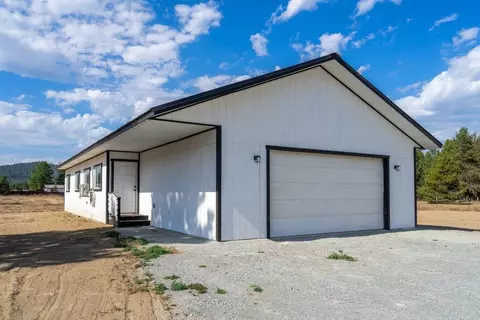52 Farnsworth Ln, Newport, WA 99156
