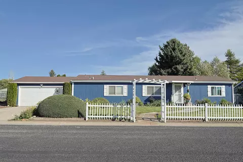 4924 N Glenbrook Rd, Otis Orchards, WA 99027