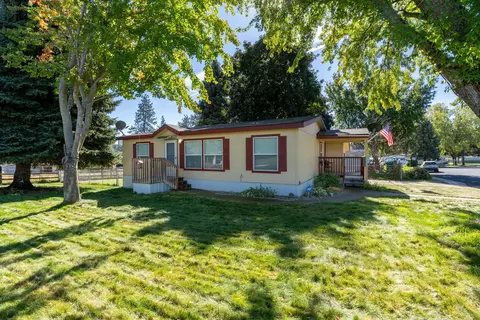 3110 E Chattaroy Rd #1, Chattaroy, WA 99003