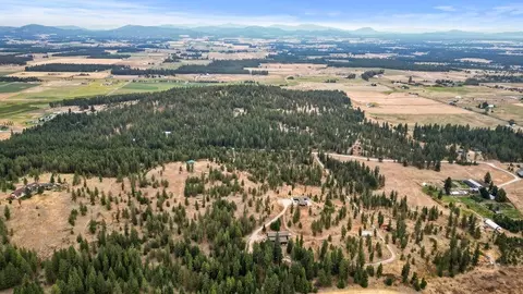 8 W Nnn W Cross Cut Rd, Deer Park, WA 99006