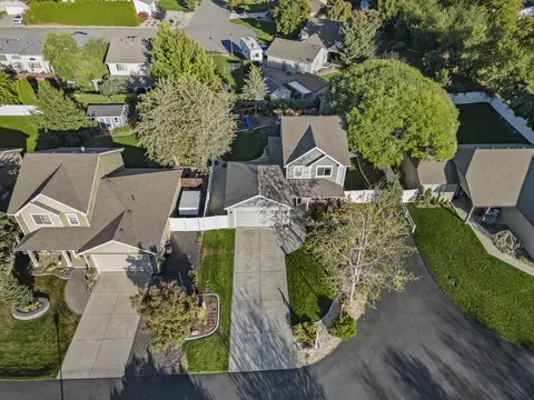 1319 S Bolivar Ln, Spokane Valley, WA 99037
