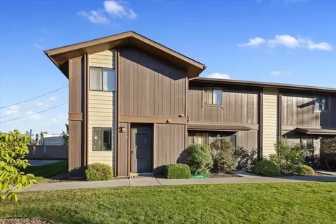 411 Clay St #D, Cheney, WA 99004