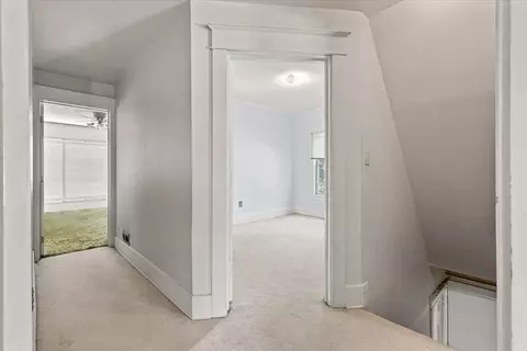 Entry Way - 421 E Broad Ave, Spokane, WA 99207 photo 3 of 4