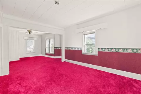 Living - 421 E Broad Ave, Spokane, WA 99207 photo 2 of 2