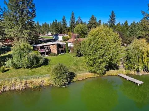 37428 N Lakeside Dr, Elk, WA 99009