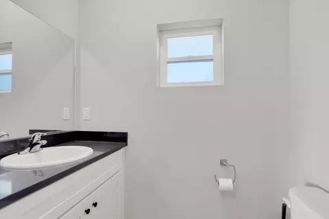Bath - 1636 E Ostrander Ave, Spokane, WA 99207 photo 1 of 4
