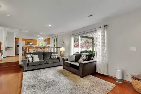 Living - 18405 E 10th Ave, Greenacres, WA 99016 photo 3 of 3