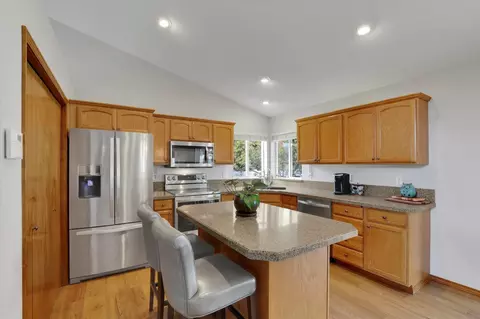 Kitchen - 18405 E 10th Ave, Greenacres, WA 99016 photo 1 of 2
