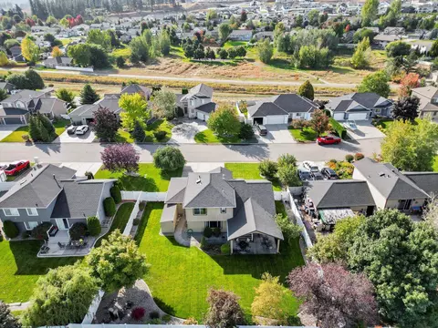 View/Area - 18405 E 10th Ave, Greenacres, WA 99016 photo 3 of 8
