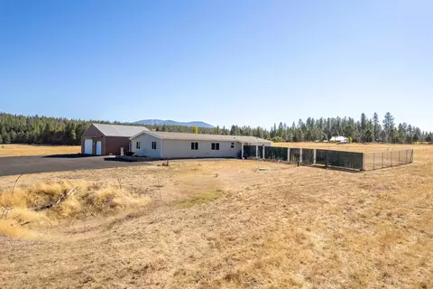 34817 N Elk-chattaroy Rd, Elk, WA 99009