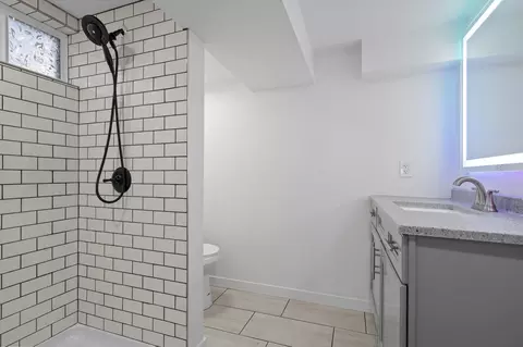 Bath - 3717 E Grace Ave, Spokane, WA 99217 photo 2 of 2