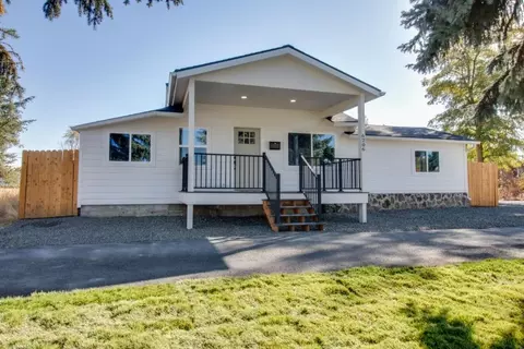 6206 N Smith St, Spokane, WA 99208