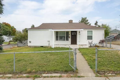 6203 N Alberta St, Spokane, WA 99205