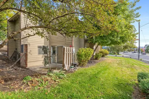 Exterior - 2335 E 29th Ave, Spokane, WA 99223 photo 6 of 9