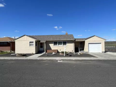 717 E 2nd Ave, Odessa, WA 99159 photo 5