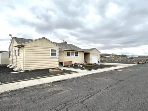 717 E 2nd Ave, Odessa, WA 99159 photo 3