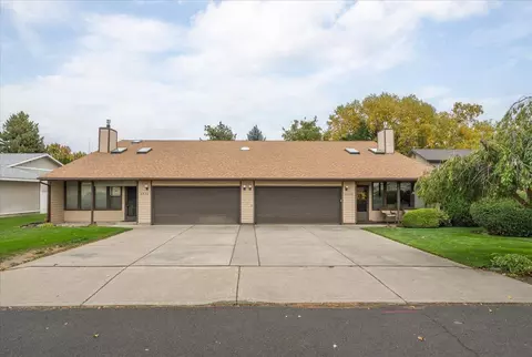 6830 N Hamilton St #6830, Spokane, WA 99208