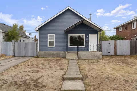 827 E Hoffman Ave, Spokane, WA 99207