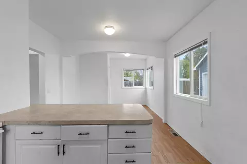 Other - 827 E Hoffman Ave, Spokane, WA 99207 photo 1 of 7
