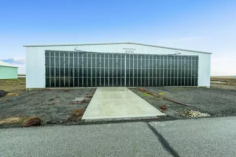 200 Gunning Rd #N C04, Davenport, WA 99122