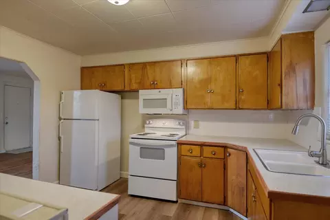 2123 E Joseph Ave, Spokane, WA 99207 photo 12