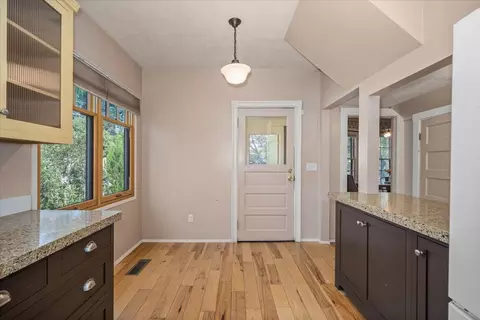 Entry Way - 1730 W 12th Ave, Spokane, WA 99204 photo 1 of 2